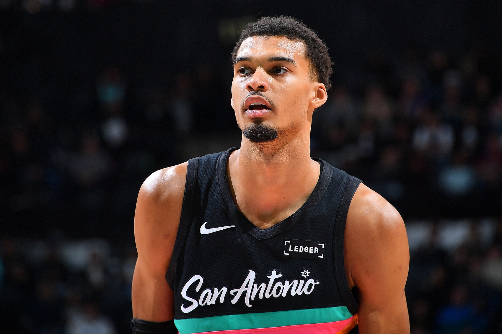 开云体育app-文班：我想湖人是全联盟换防最多的球队 他们也经常收缩协防